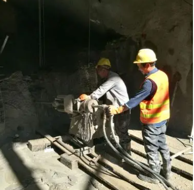 李沧水下抗分散灌浆料特点 水下不分散注浆料介绍